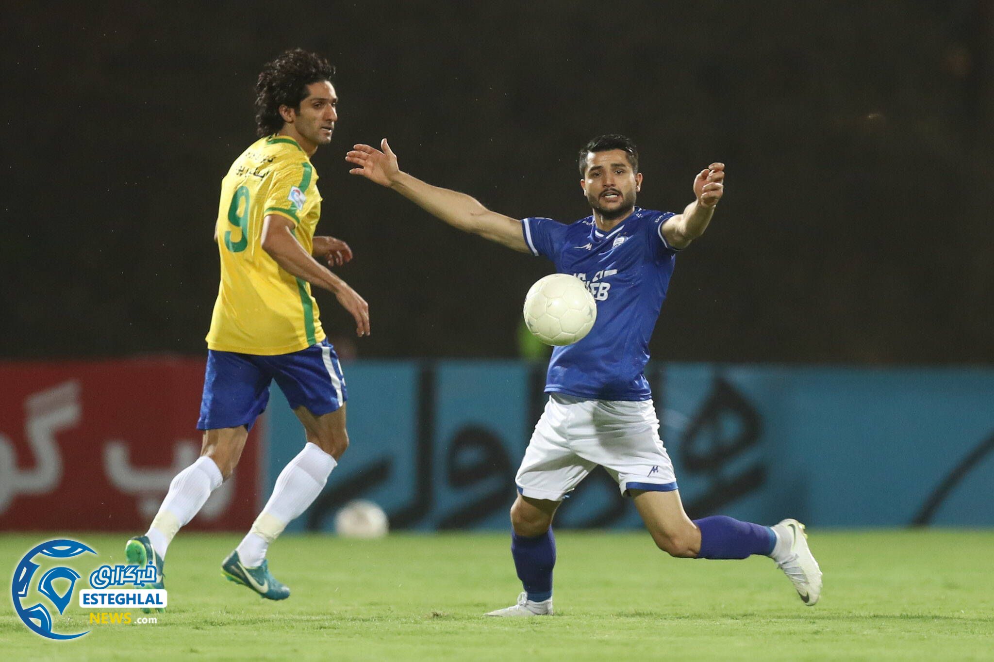 نفت آبادان 0-1 استقلال