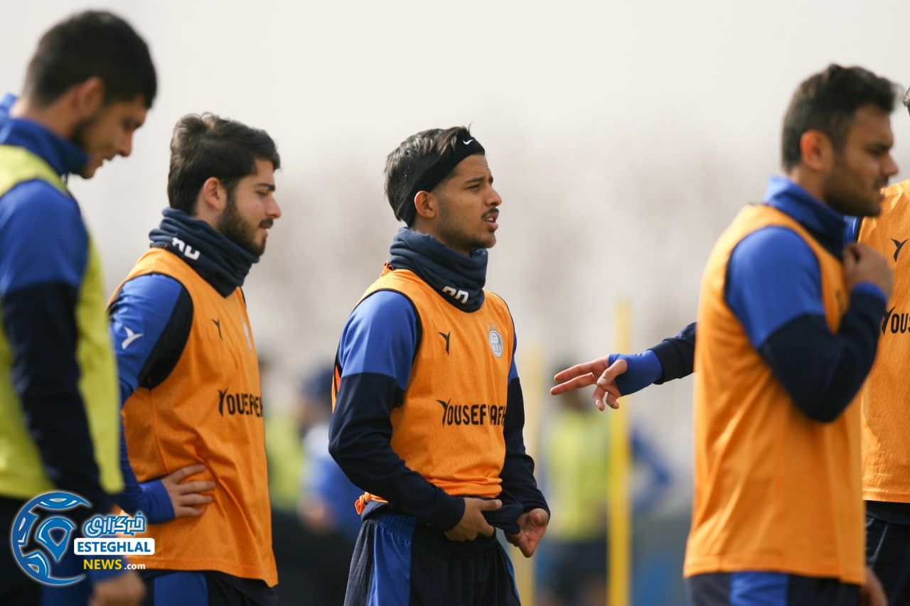 تمرین استقلال