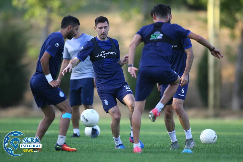 تمرین استقلال