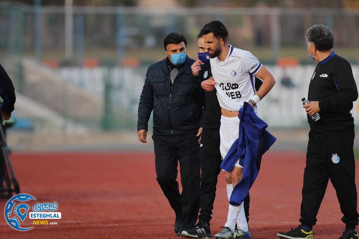 دیدار پیکان و استقلال