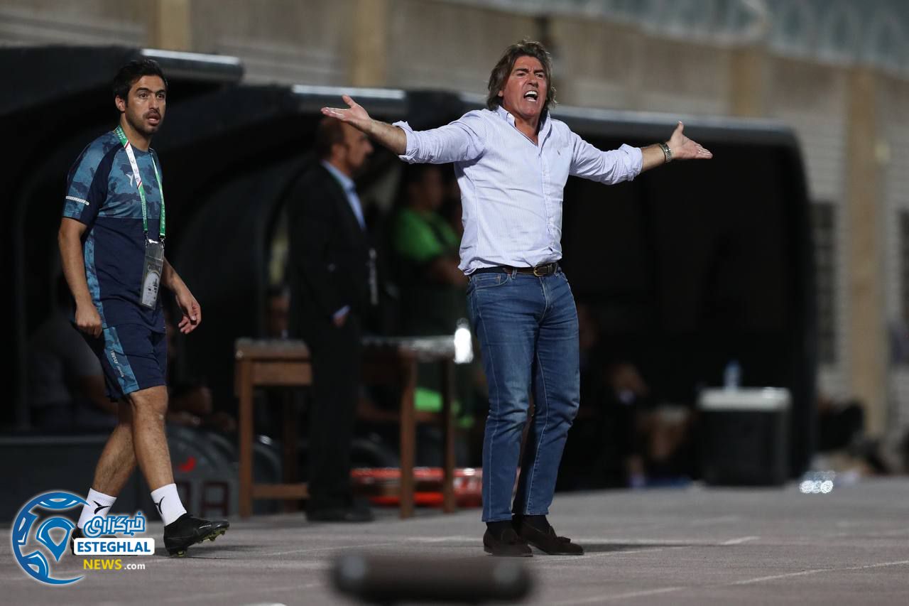 گل گهر 1-2 استقلال