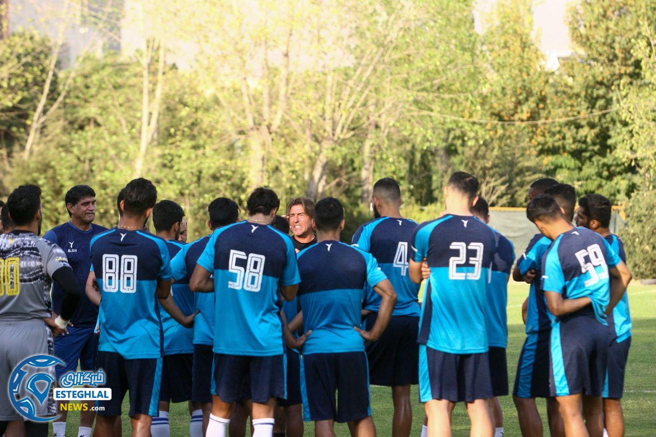 تمرین استقلال