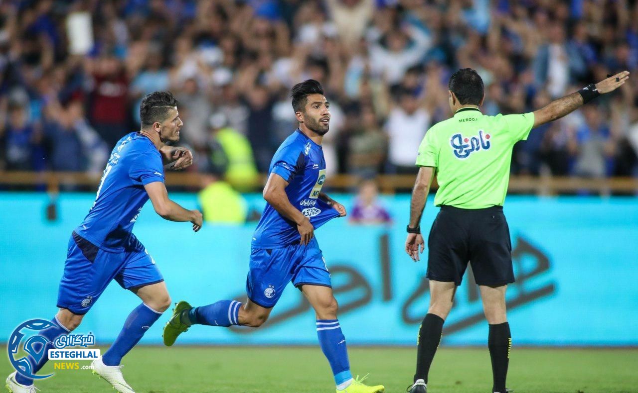 دیدار استقلال و تراکتورسازی