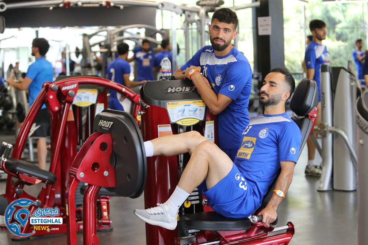 تمرین وزنه استقلال