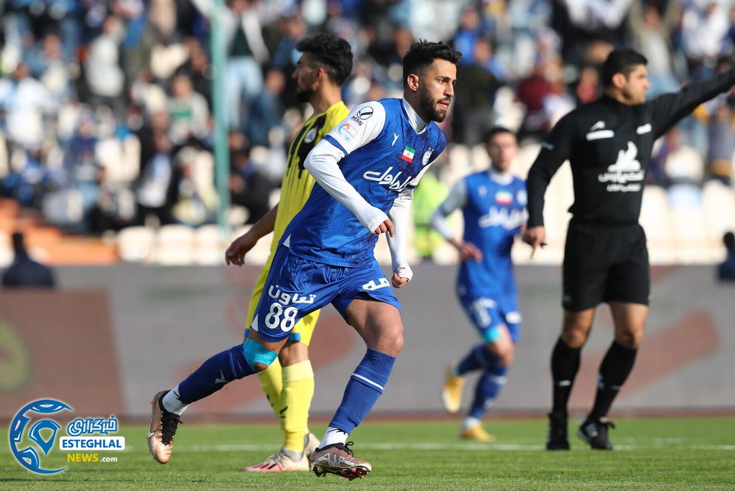 استقلال(تاج) 3-1 نفت مسجدسلیمان