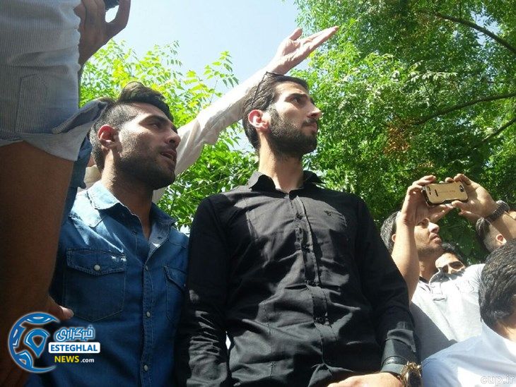 dfcee0b7 32a0 4bfd 8760 7037468ed712