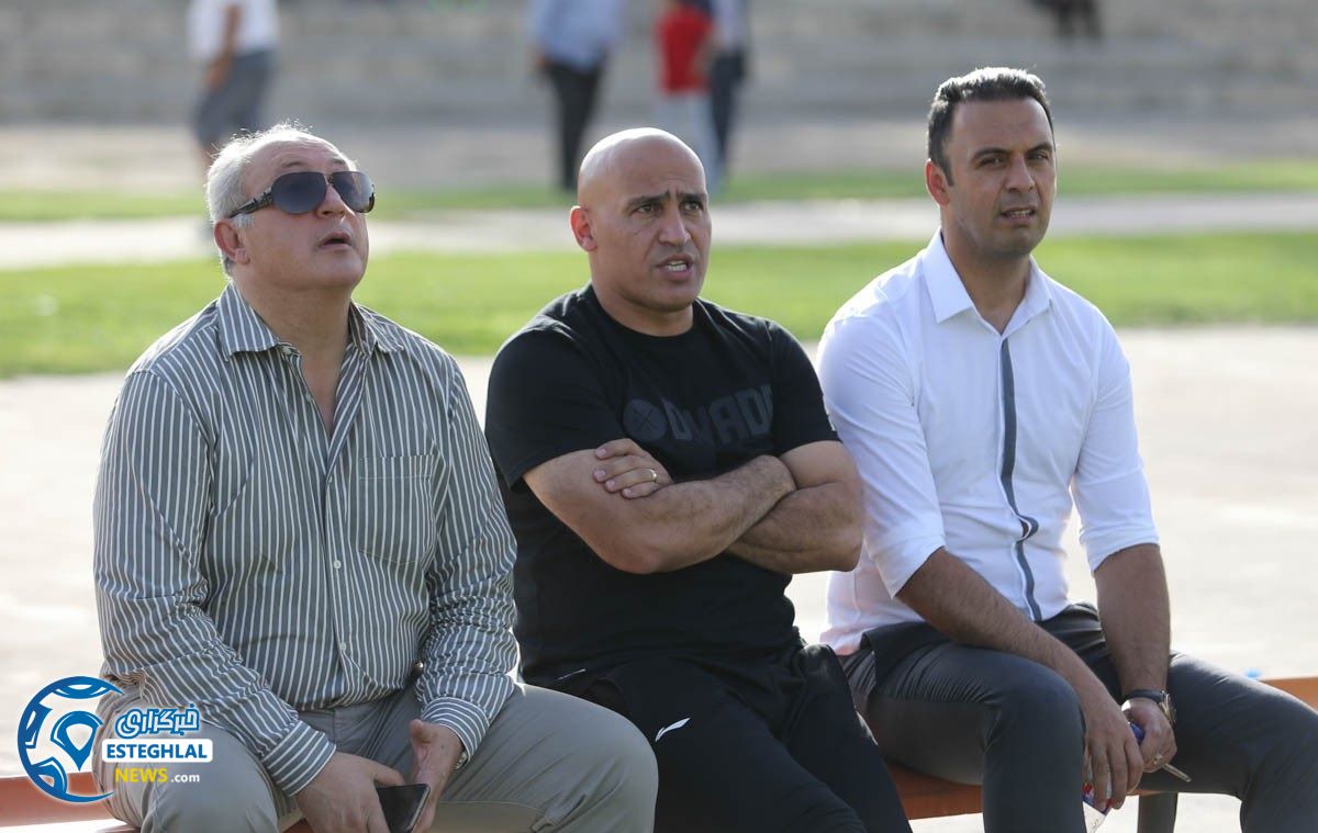 دیدار دوستانه استقلال و نساجی