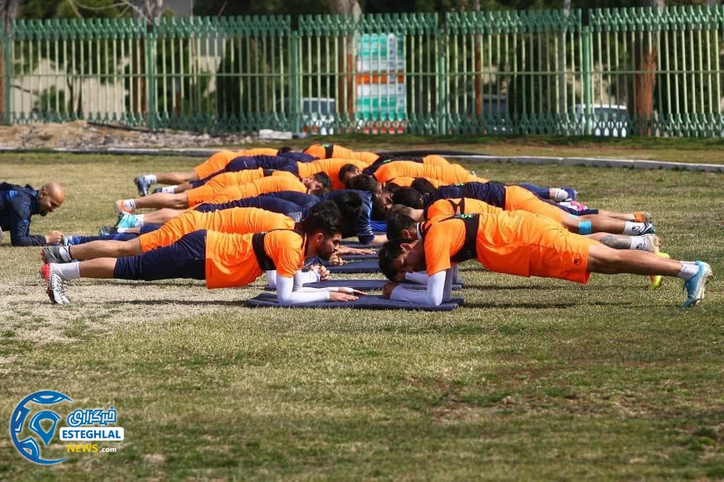 تمرین استقلال