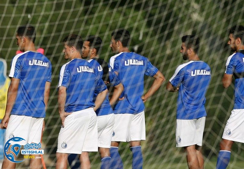 تمرین استقلال 