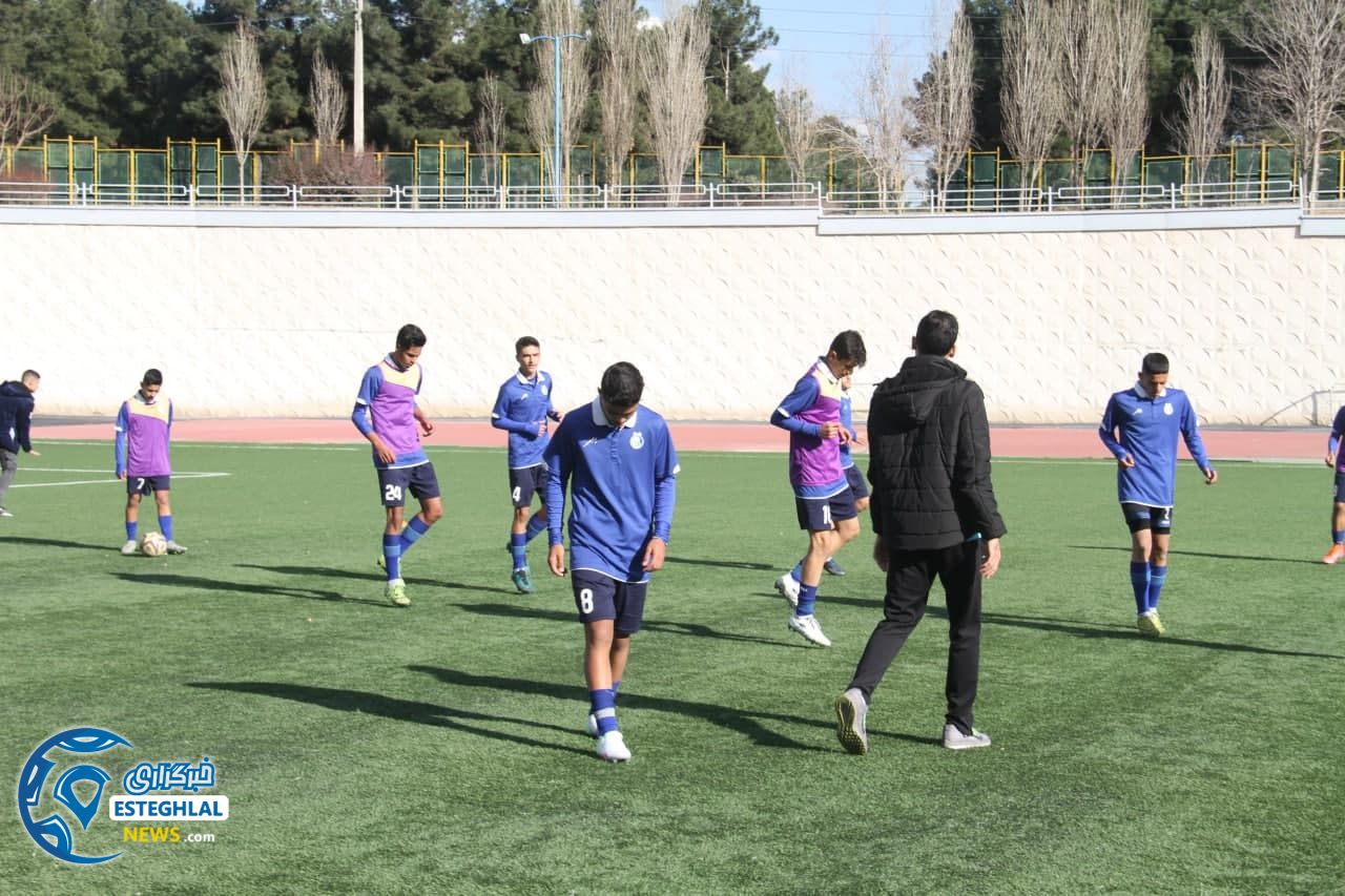 تیم نونهالان استقلال