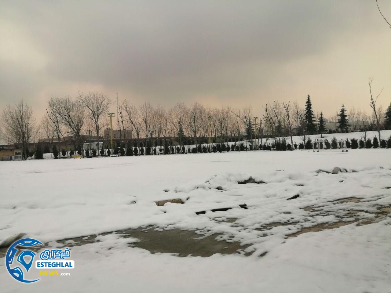 زمین تمرین استقلال