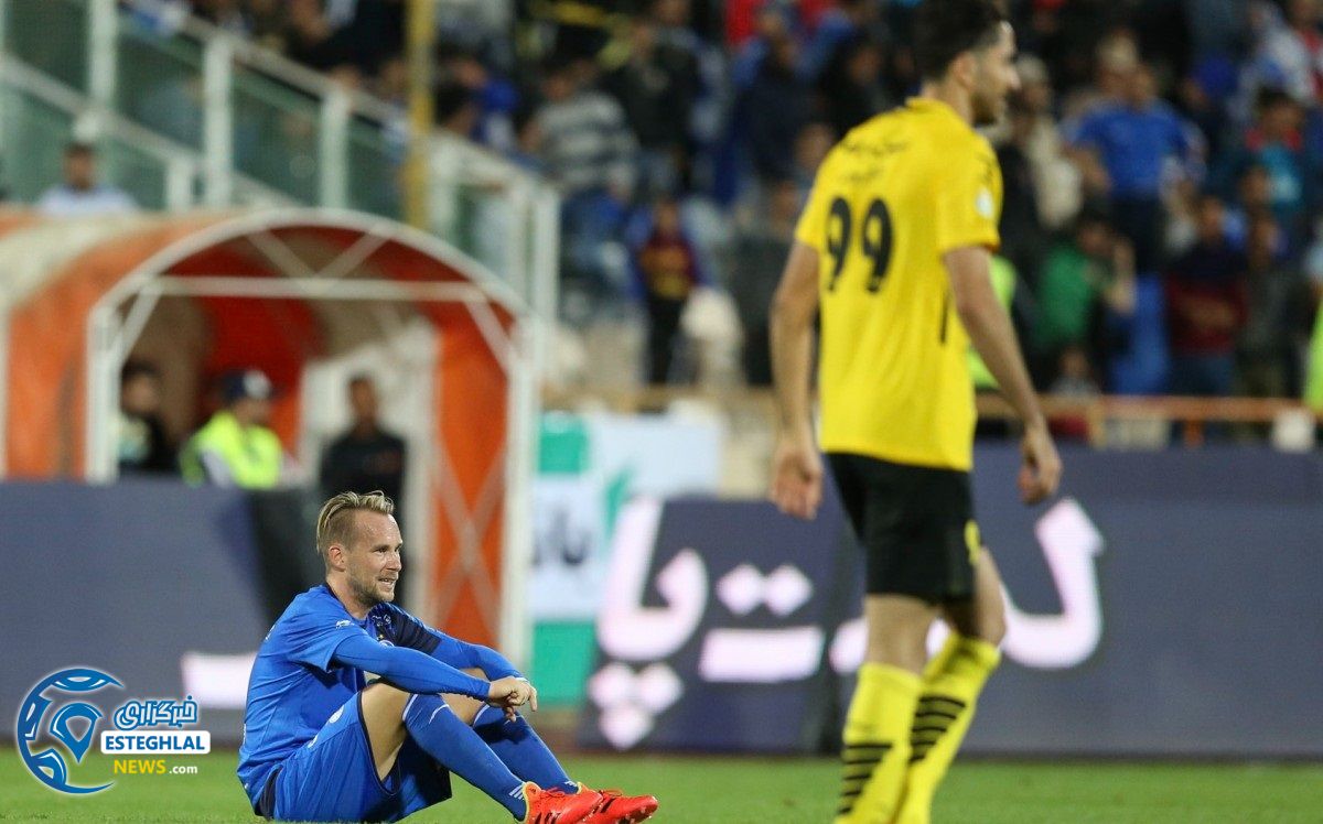 دیدار استقلال و سپاهان