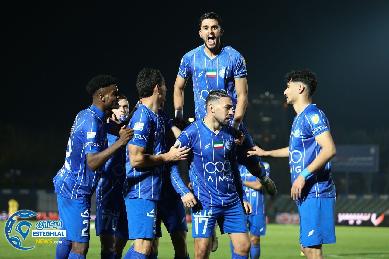 بازی استقلال و ملوان