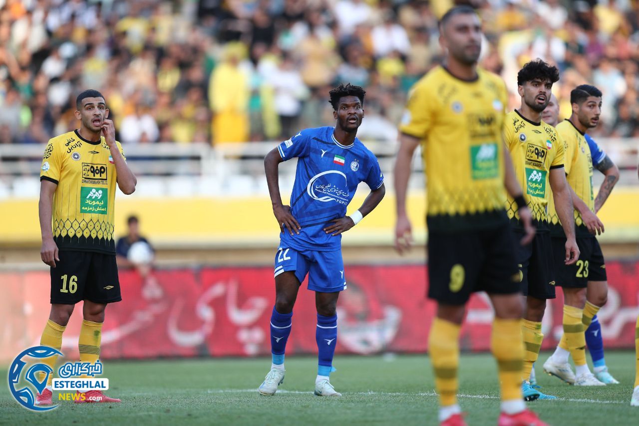 بازی سپاهان و استقلال