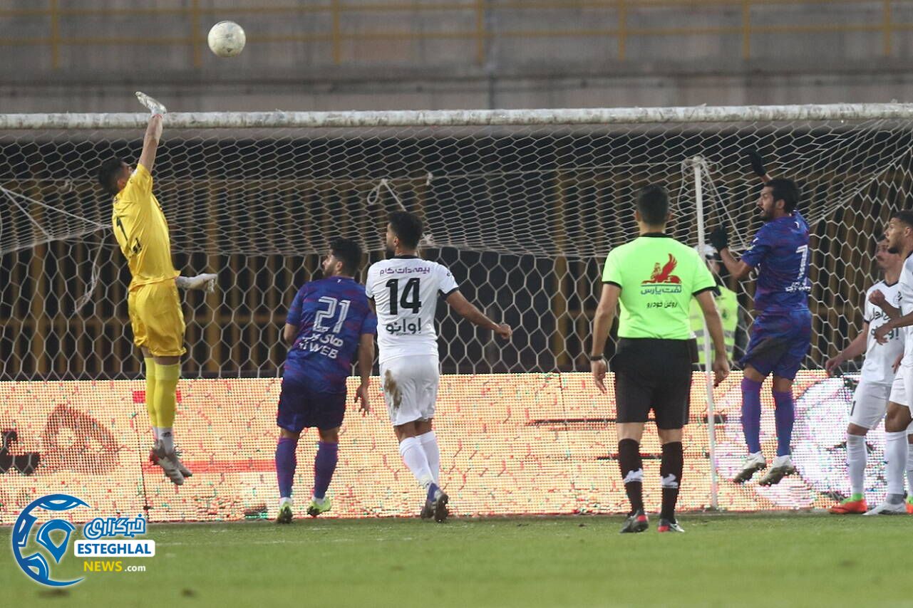 هوادار 1-2 استقلال