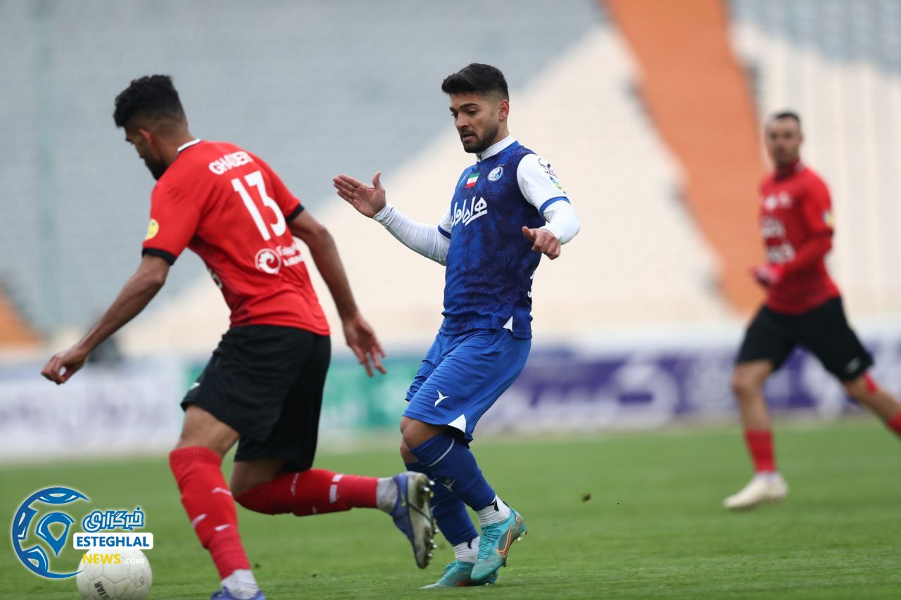 استقلال 0-0 تراکاور