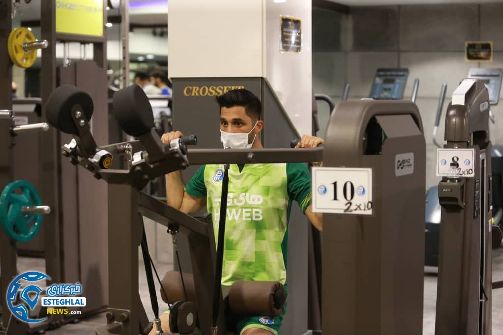 تمرین وزنه استقلال