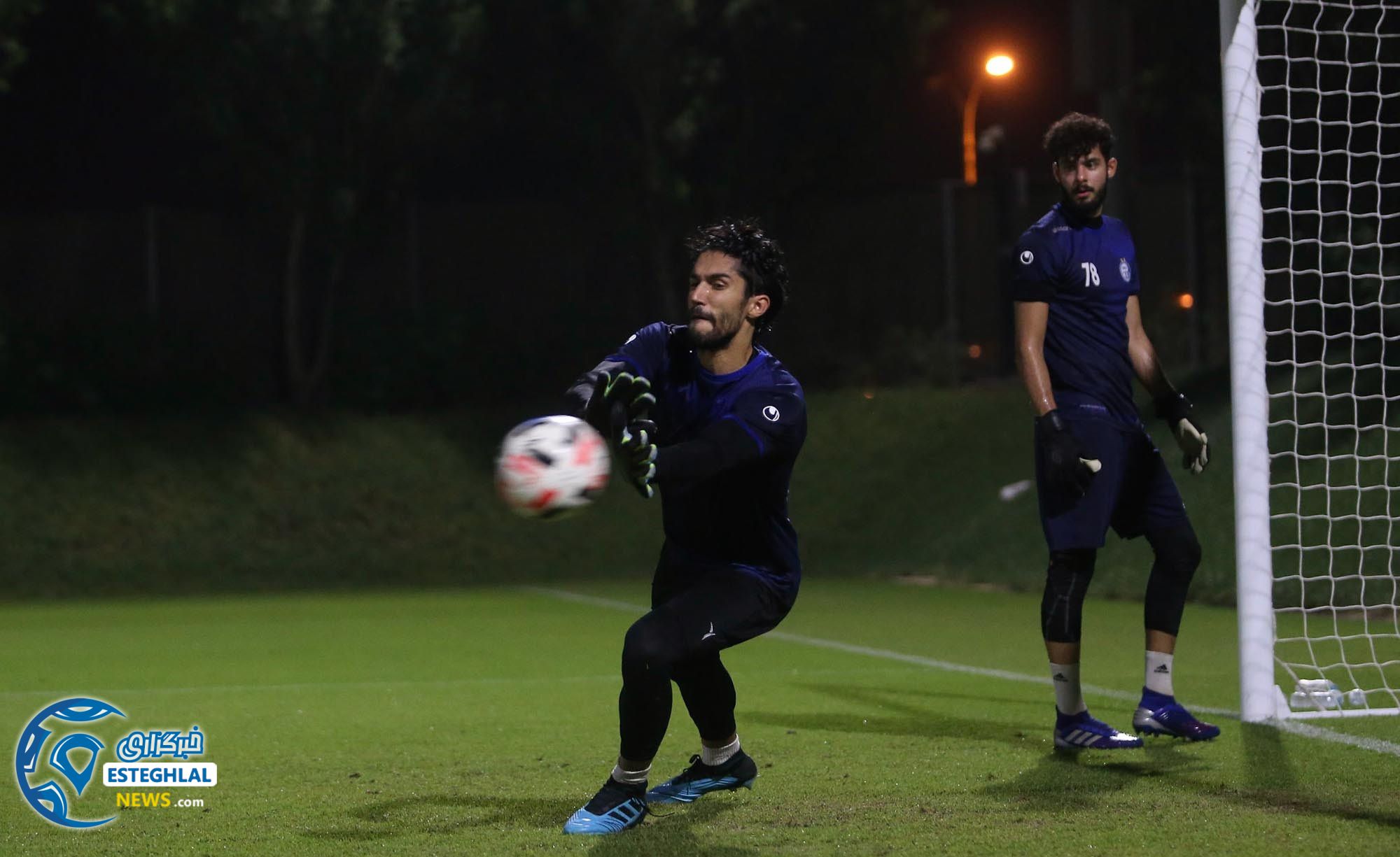 تمرین استقلال در دوحه