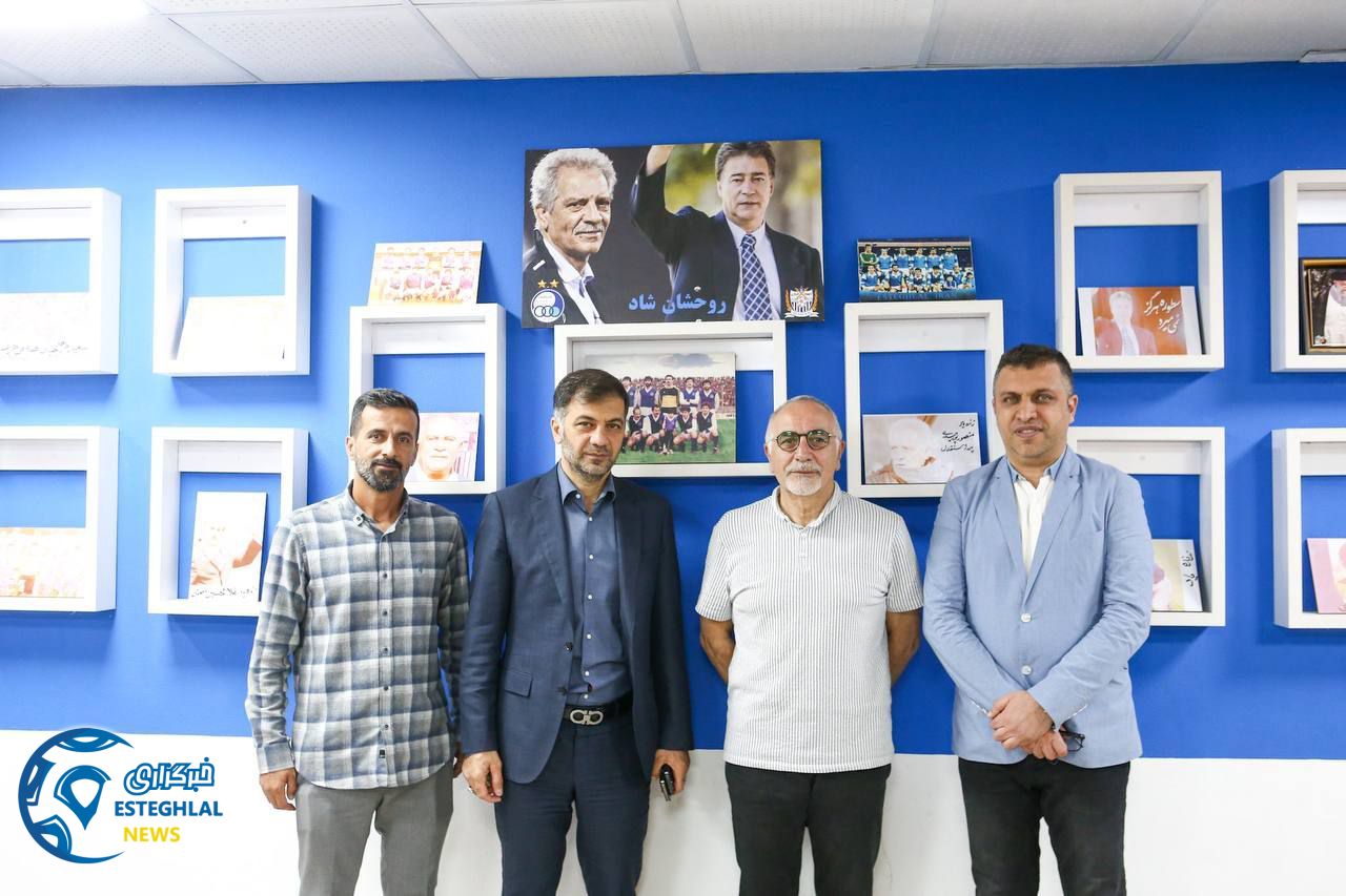 بازدید حجت کریمی از آکادمی استقلال