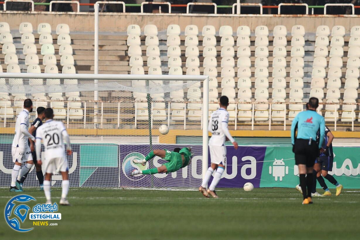 پیکان 0-2 استقلال