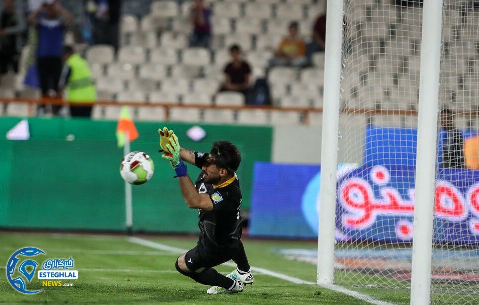 دیدار استقلال و سپیدرود رشت