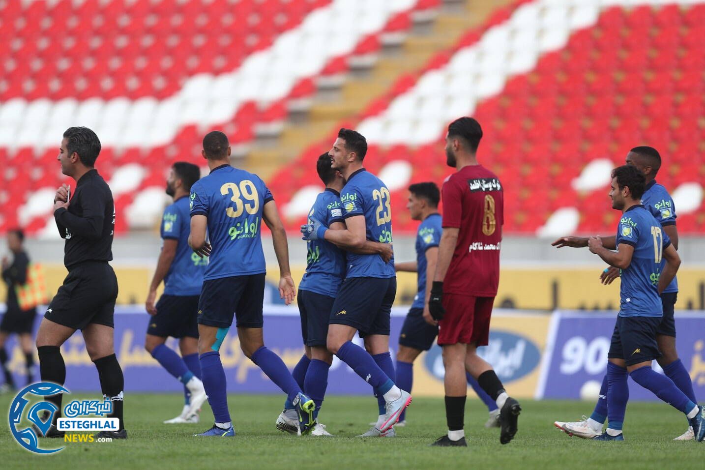   پدیده 0-3 استقلال