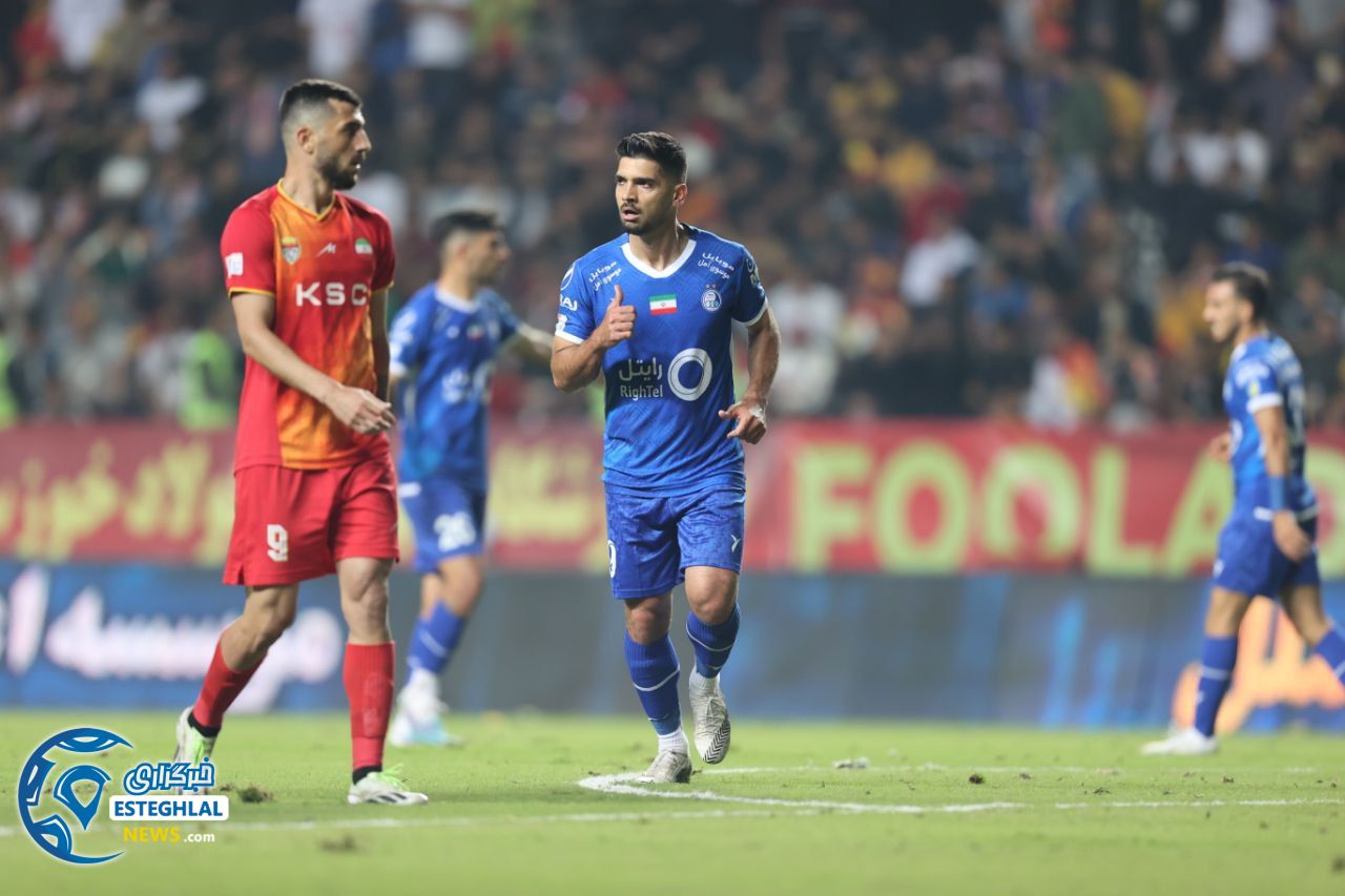 فولاد ۰-۰ استقلال