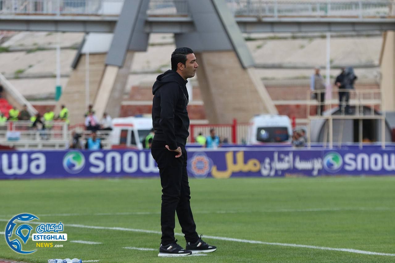 تراکتور 0-0 استقلال