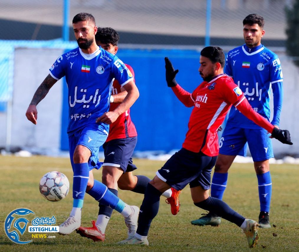 دیدار دوستانه استقلال و نساجی