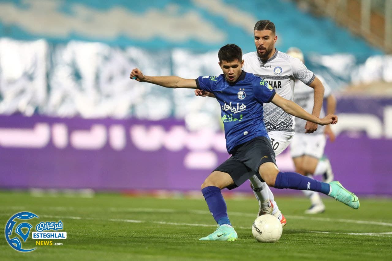 دیدار استقلال و گل گهر