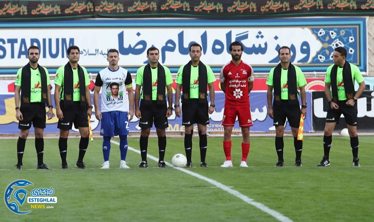 دیدار استقلال و تراکتور