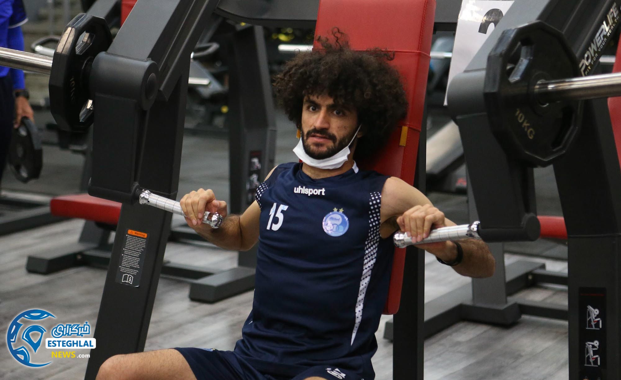 تمرین وزنه استقلال