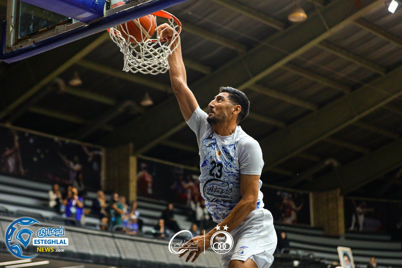 تیم بسکتبال آقایان استقلال