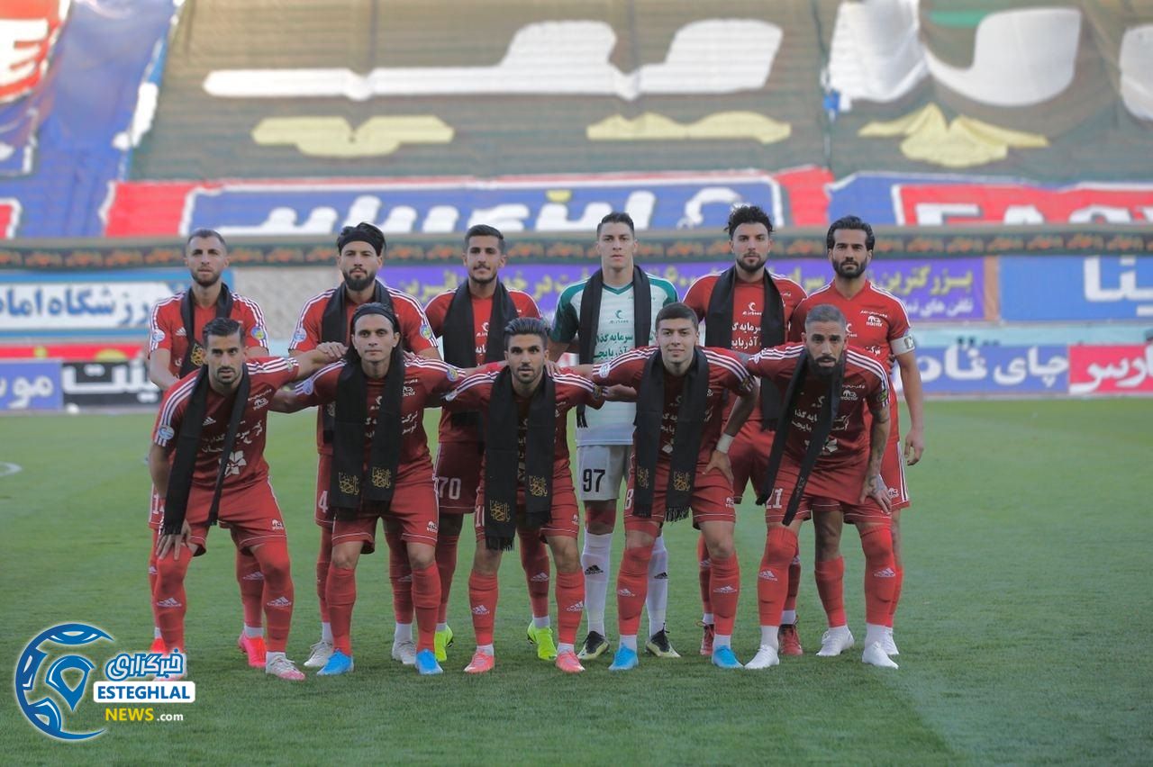 دیدار استقلال و تراکتور