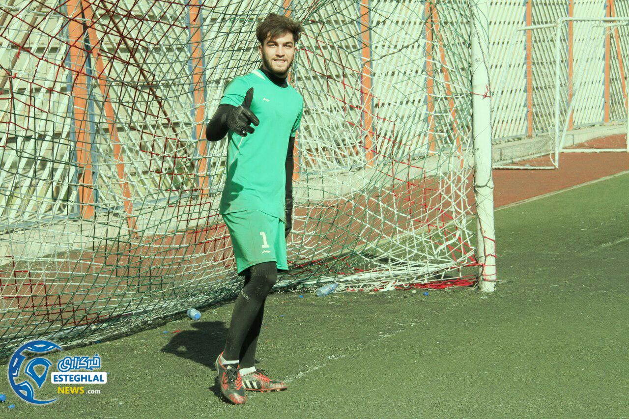 دروازبان امیدهای استقلال