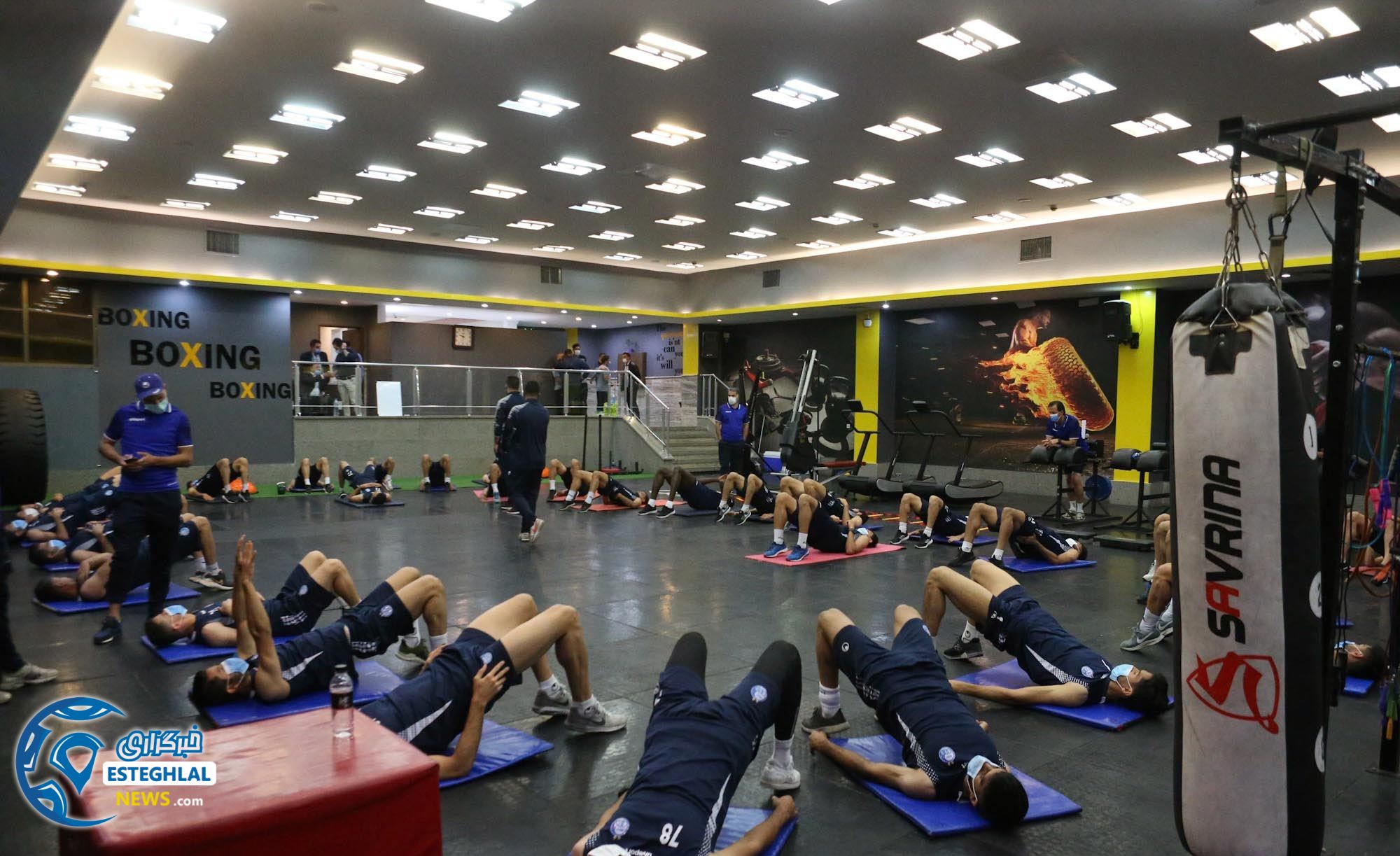 تمرین وزنه استقلال