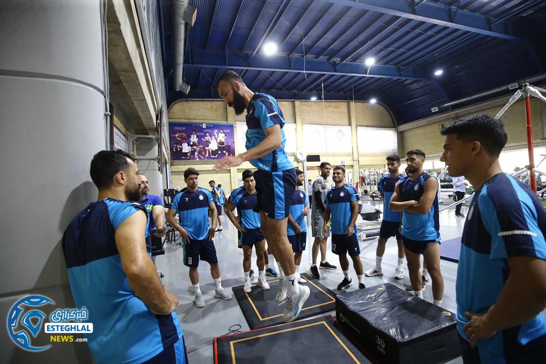 تمرین استقلال