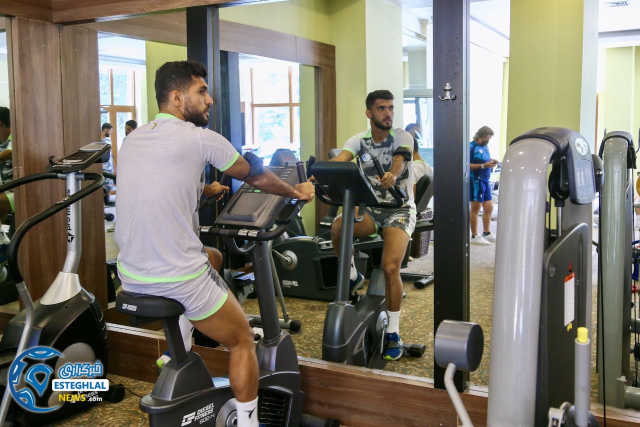 تمرین وزنه استقلال