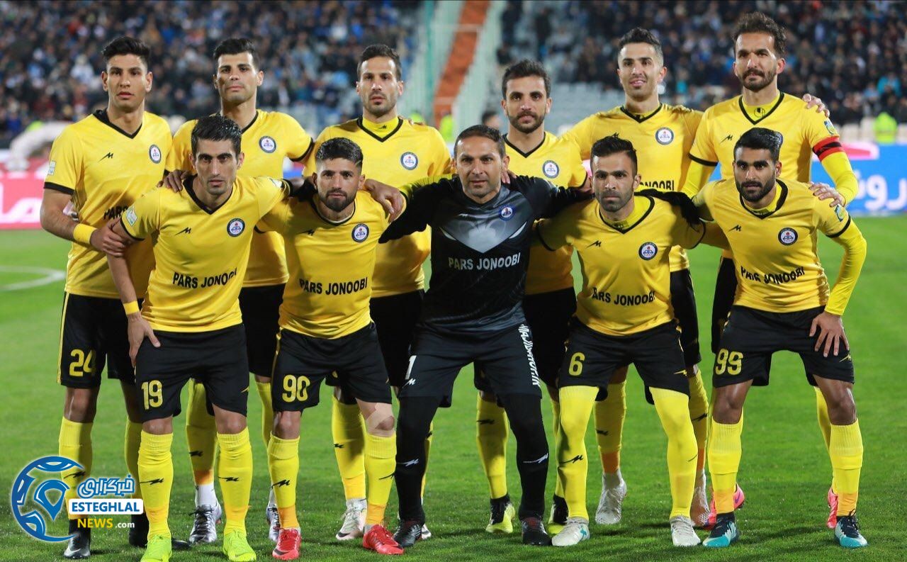 دیدار استقلال مقابل پارس جنوبی