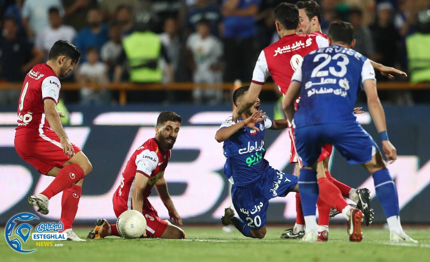 استقلال 1-2 پیروزی