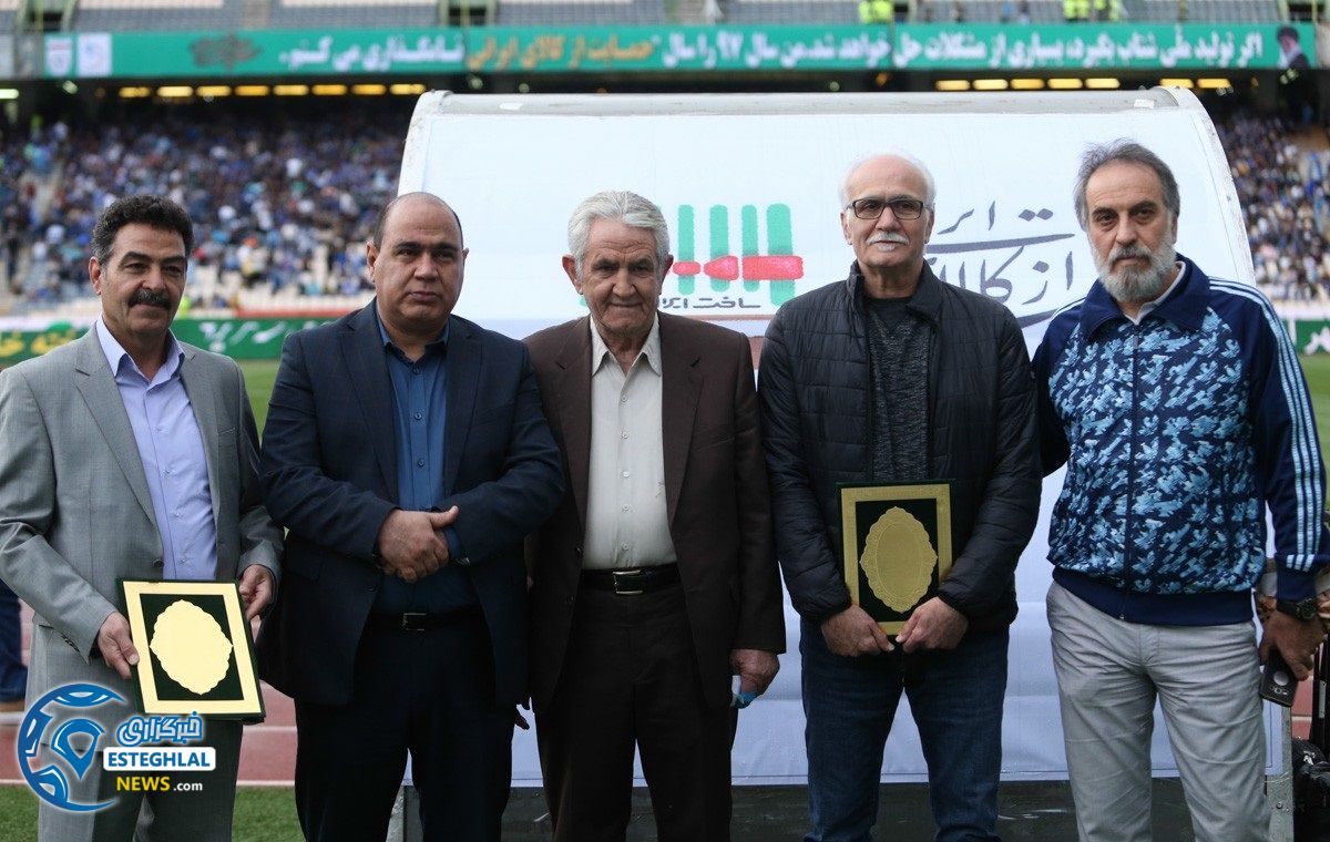 دیدار استقلال و مشکی پوشان خراسان