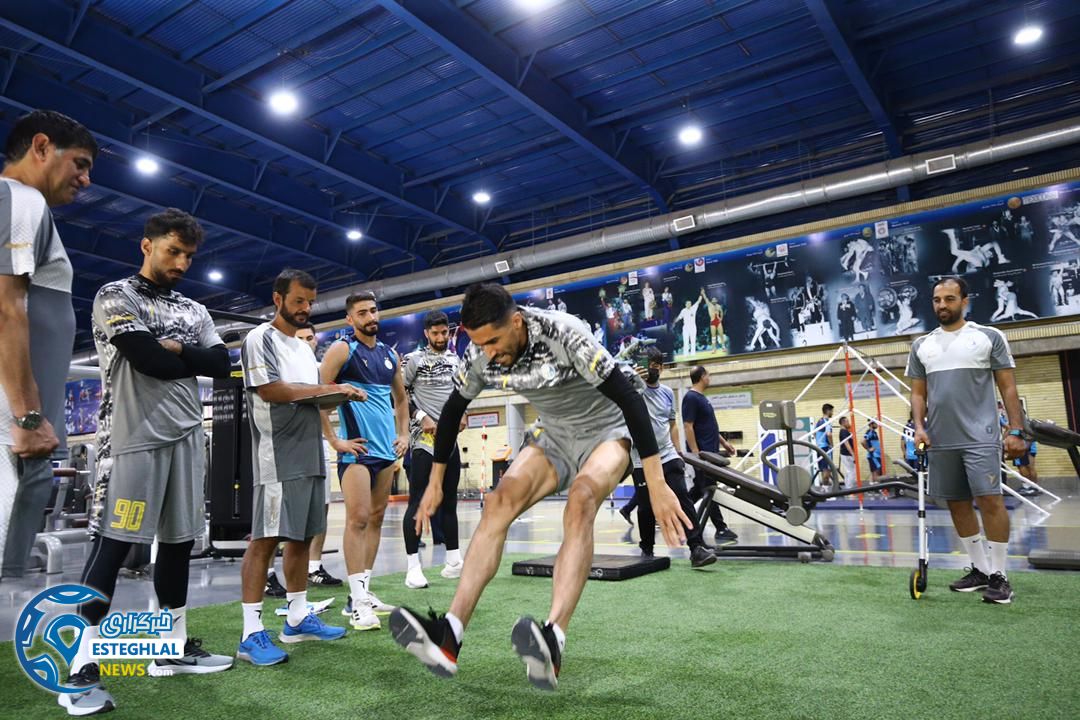 تمرین استقلال