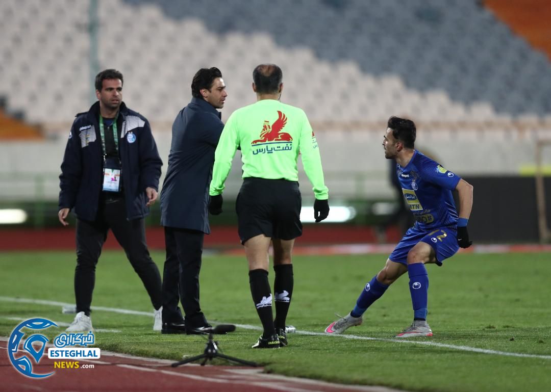 دیدار استقلال و نفت مسجد سلیمان