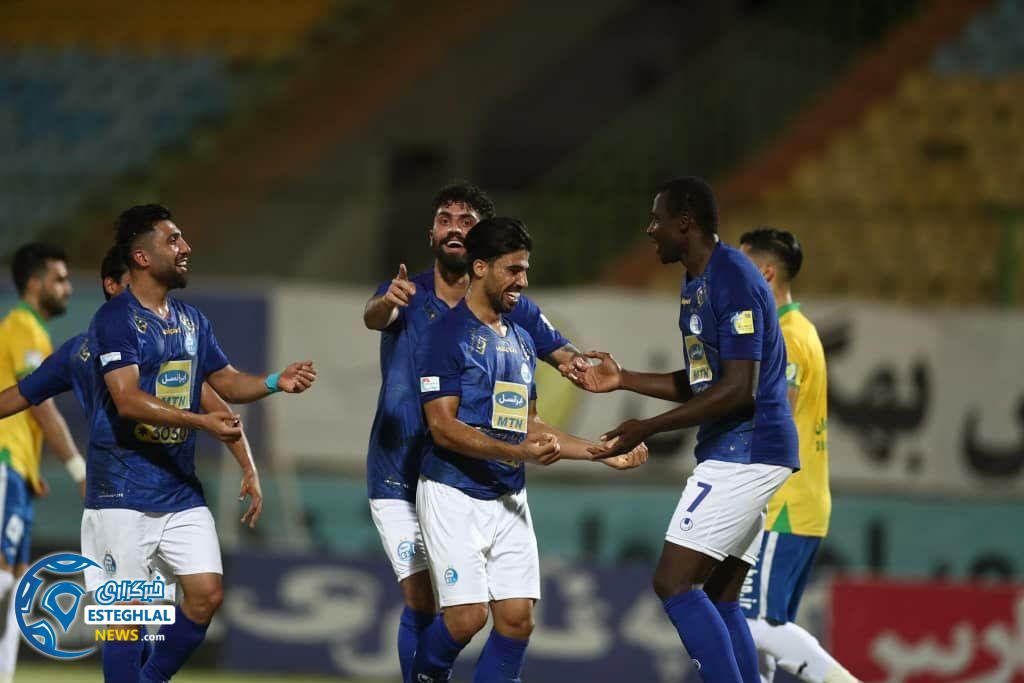 دیدار نفت و استقلال