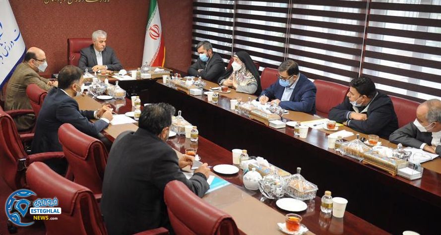 جلسه هیات مدیره باشگاه استقلال و وزیر ورزش