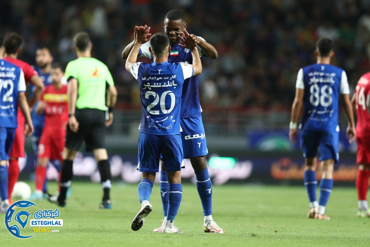 فولاد 0-2 استقلال